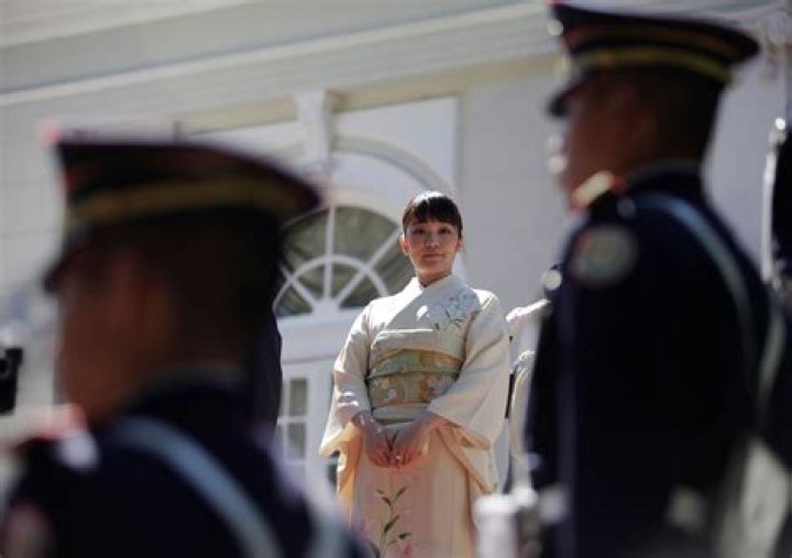 Former Japanese Princess Mako's Journey To The United States